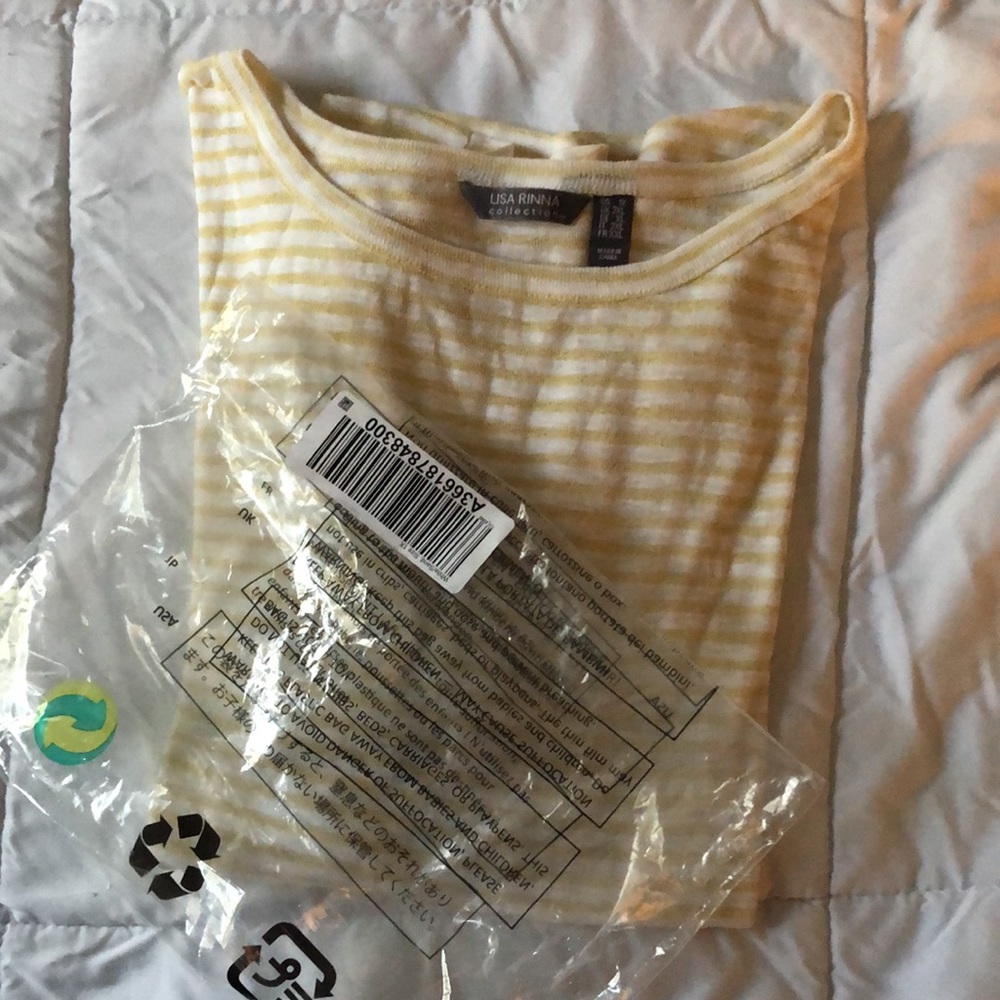 Lisa Rinna striped Pullover top - Picture 5 of 7